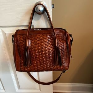 Noonday Collection bag. Used in great condition.
